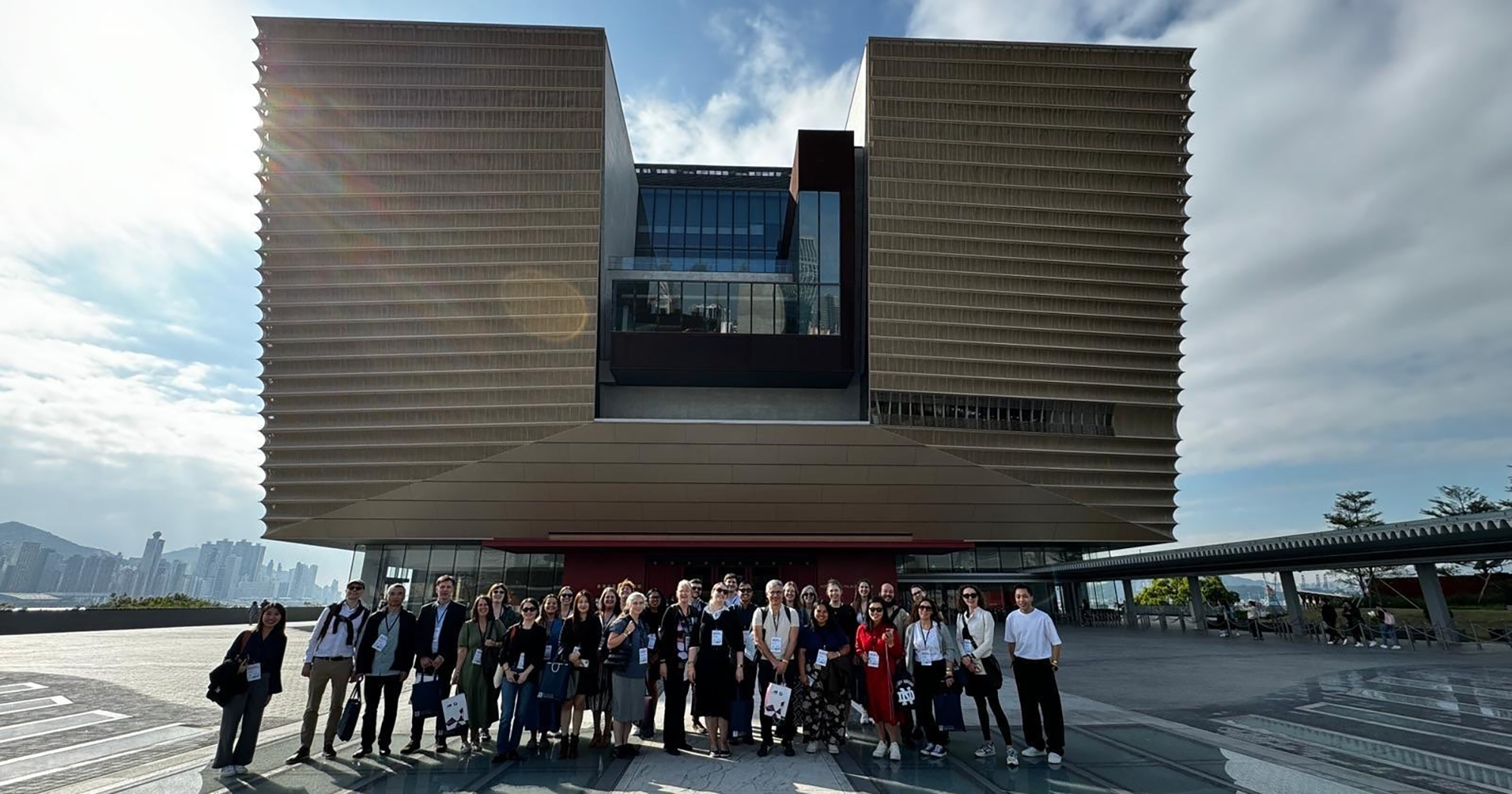 The participants visit the Hong Kong Palace Museum.