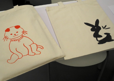Past workshop by the Campus Sustainability Office on designing reusable tote bags