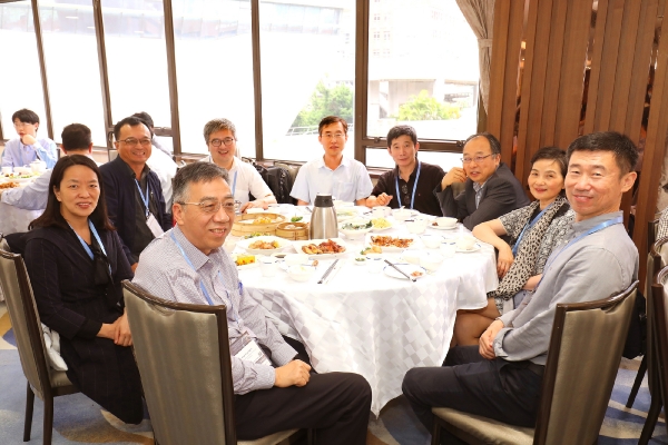 ICGE Day 2 Photo (Lunch)__4
