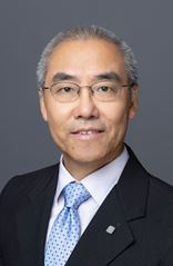 章伟雄教授