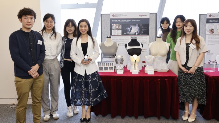 由葉曉雲教授（左四）帶領的項目榮獲第48屆日內瓦國際發明展評審團嘉許金獎。