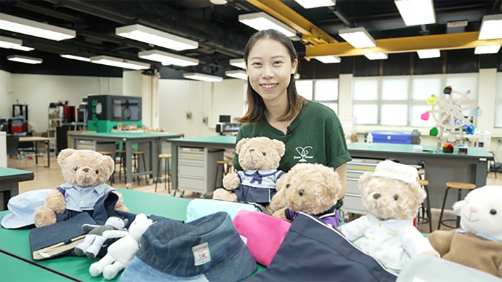 Dress Green, the design-based social enterprise co-founded by PolyU alumna Emma Yu, was recognised in the Forbes 30 under 30 Asia 2024 List.