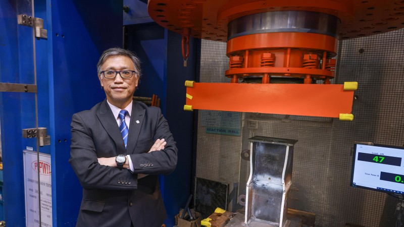 Led by Prof. Chung Kwok-fai, the research team has developed a welding technology to maximise the potential of S960 steel.